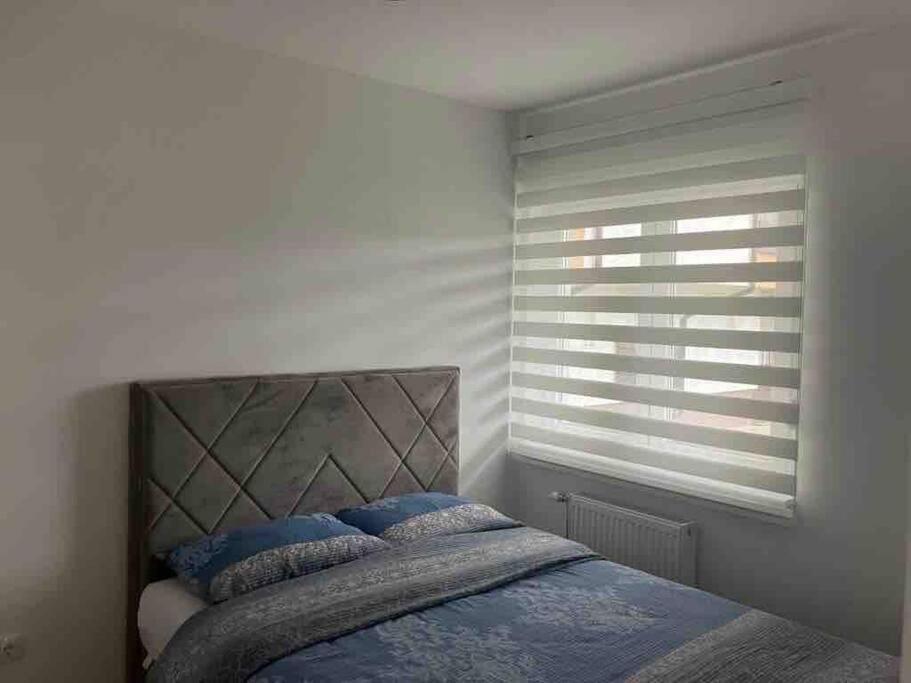 Apartman Vrbas 1 + Podzemna Garaza Banja Luka Buitenkant foto